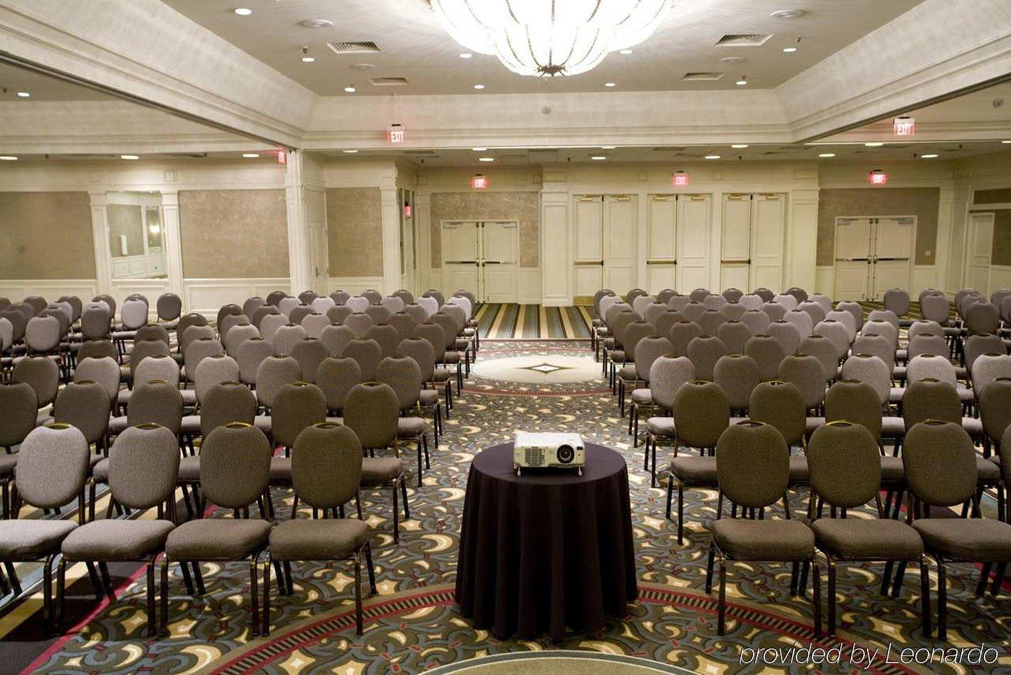 Отель Doubletree By Hilton Hartford Downtown Удобства фото
