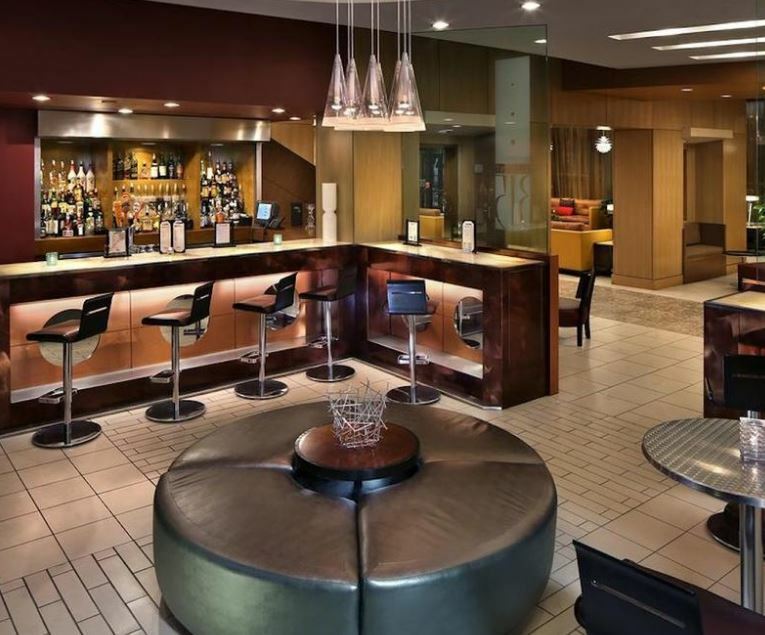 Отель Doubletree By Hilton Hartford Downtown Экстерьер фото