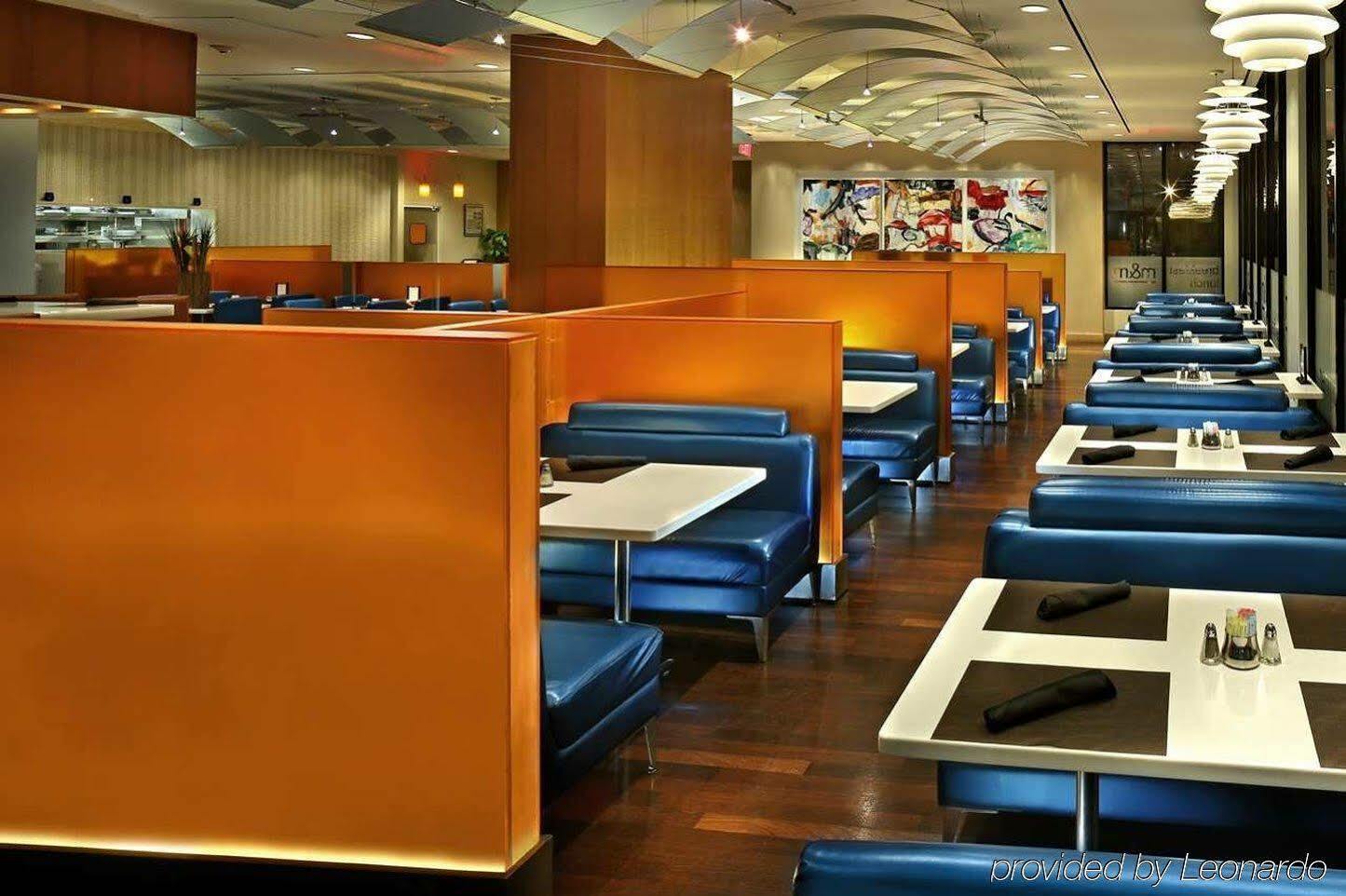Отель Doubletree By Hilton Hartford Downtown Экстерьер фото